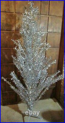 Vintage 72in 6 Ft NOMA LITES Brand Silver Aluminum Christmas Tree With Box