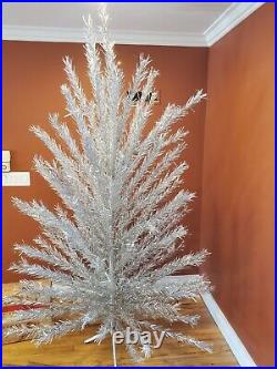 Vintage 8ft Evergleam Aluminium Christmas Tree (124 Branches)