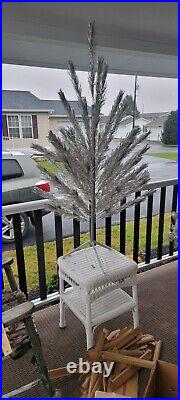 Vintage Aluminum Christmas Tree-U. S. Silver Tree Co. 4 1/2