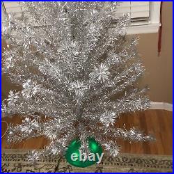 Vintage Aluminum Rotating 77 Christmas Tree With Lighted Base & Color Wheel
