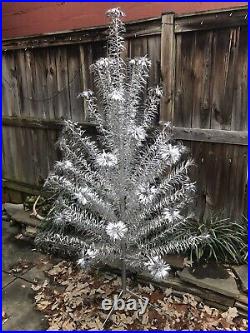 Vintage Aluminum Tomar 70 Silver Christmas Tree 45 Branch withBox & Color Wheel