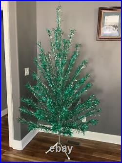 Vintage Green And Silver Twist Aluminum Christmas Tree 6 ft