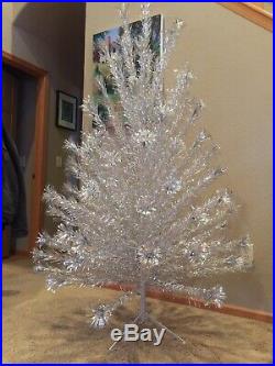 Vintage MCM 6 ft The Sparkler Pom Pom Aluminum Christmas Tree m-694 silver