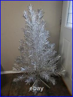 Vintage MID Century Evergleam 4' 58 Branch Deluxe Aluminum Christmas Tree