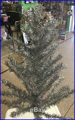 Vintage NOMA LITES 4ft. Aluminum Christmas Tree With Box Rare! Silver