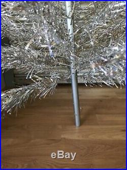 Vintage Peco Deluxe Pom Pom 6 1/2 Ft. Christmas Tree Silver Aluminum 92 Branches