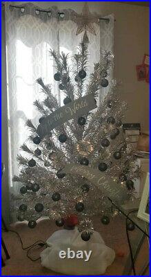 Vintage Pom Pom Aluminum Christmas Tree 6' WITH COLOR WHEEL & DECORATIONS