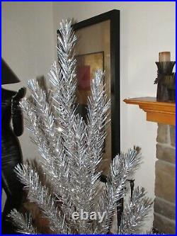 Vintage Silver Aluminum Christmas Tree Fairyland 6 1/2 Box 42 Branches (K207)