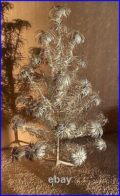 Vintage Silver POM POM Sparkler 4 Ft. Aluminum Christmas Tree 28 Branch