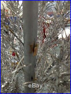Vintage Sparkler Pom Pom 6 Ft Silver Aluminum Christmas Tree 91 Branches Star