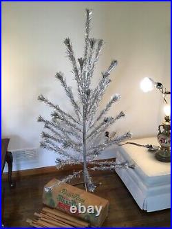 Vintage Sparkler Pom Pom Aluminum Christmas Tree 6 Ft 6' Star Band Box VIDEO