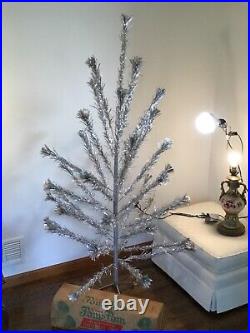 Vintage Sparkler Pom Pom Aluminum Christmas Tree 6 Ft 6' Star Band Box VIDEO