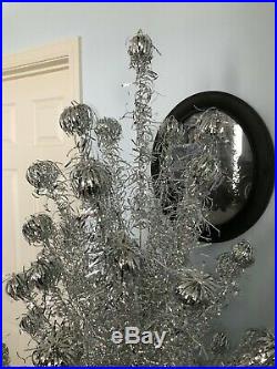Vintage The Splendor Pom Pom Silver Aluminum Christmas Tree 6 FT 100 Branches