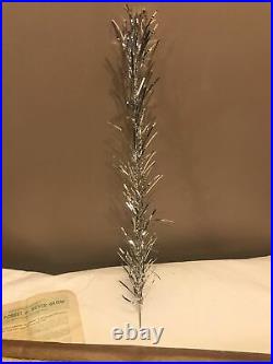 Vintage aluminum christmas tree 6 FT Silver Forest With Stand And Projector