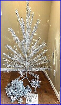 Vtg Aluminum Sparkler 6 Ft Straight Branch Christmas Tree Complete + More
