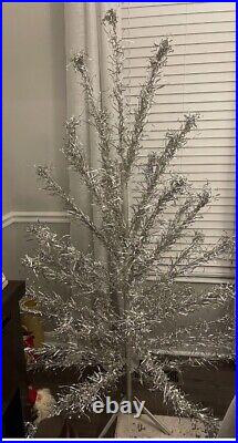 Vtg Evergleam #4606 6 Ft 46 Straight Branches Aluminum Christmas Tree Complete