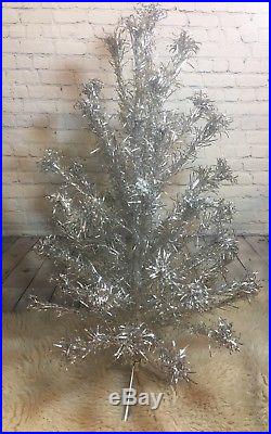 Vtg Evergleam Stainless Aluminum Christmas Tree 4 Box MCM Silver 55 Branch Pom