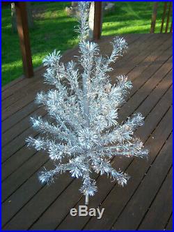 Vtg Htf Neat Evergleam Frosty Fountian Silver 4ft Stainless Aluminum Xmas Tree
