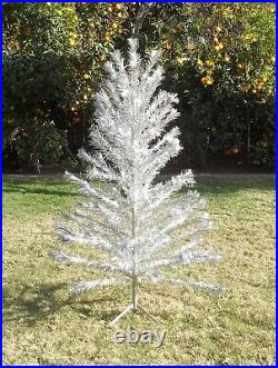 Vtg Mid-Century Silver Aluminum Pom Pom Christmas Tree 5 1/2 ft with 91 Branches