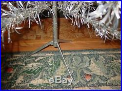 Vtg. Peco Deluxe Pom Pom Silver Aluminum 68 Christmas Tree, Stand, Color Light