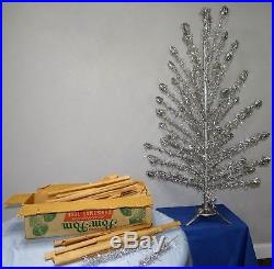 Vtg Sparkler Pom-Pom Aluminum Christmas Tree 6 Foot Silver M-655 with Box